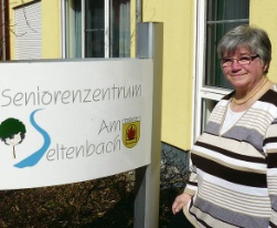 Brigitte Meck kümmert sich um viele Ehrenämter. Besonders ins Herz geschlossen hat sie die Seniorenbegegnungsstätte „Am Seltenbach“. 
<br>Zum vergrößern - Bild anklicken!